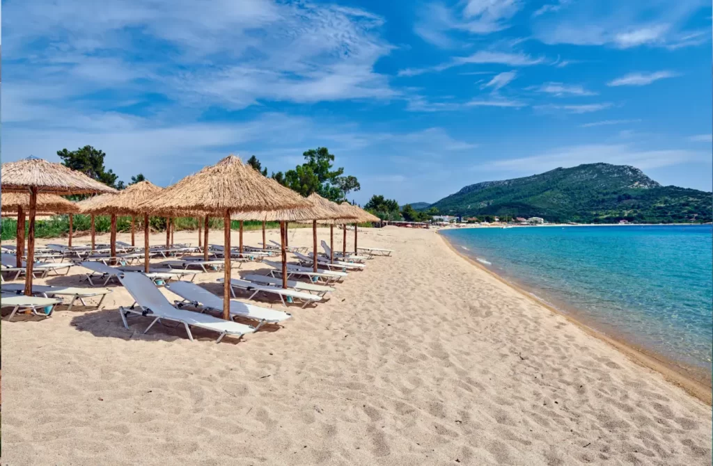 Letovanje sa decom u Grčkoj – Top destinacije 2025 3 toroni letovanje sa decom